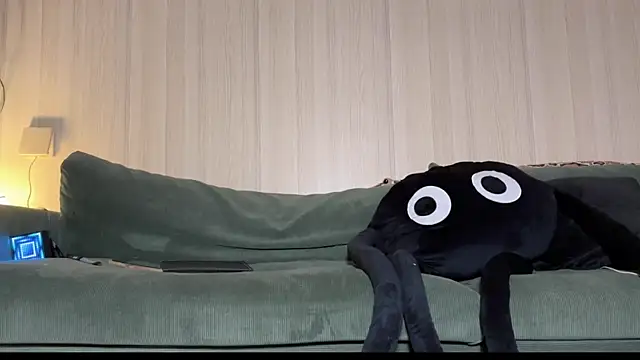 Snapshot of grandeeney chatting on 01.05.25 grandeeney online show from 01.05.25