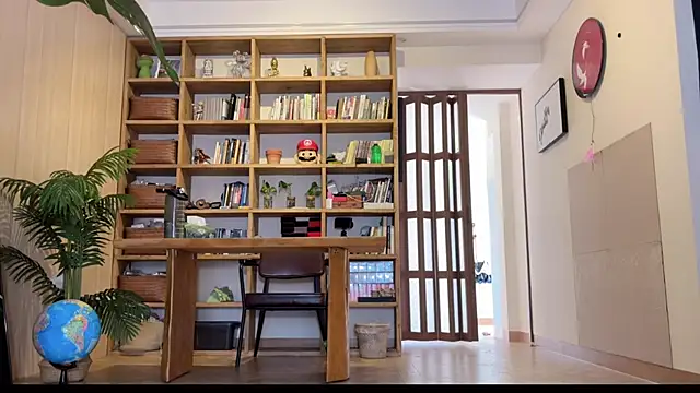 Snapshot of grandeeney chatting on 01.14.25 grandeeney online show from 01.14.25