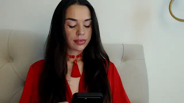 Snapshot of Mika_Gold chatting on 10.24.25 Mika Gold online show from 10.24.25