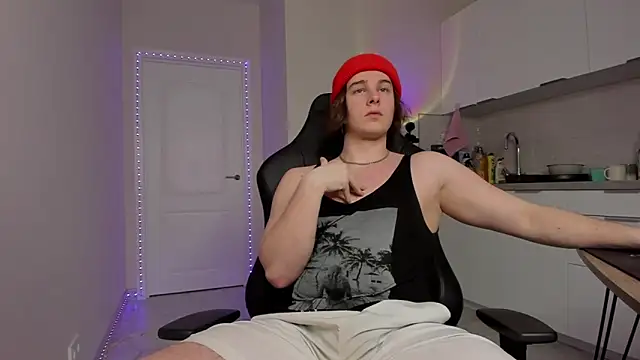 Snapshot of Vincent_Strong chatting on 02.28.25 Vincent Strong online show from 02.28.25