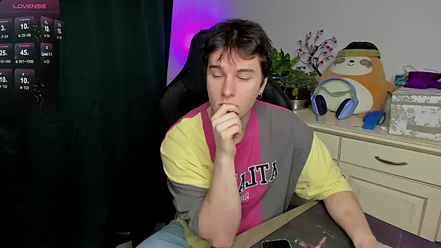 Vincent Strong online show from 02.06.26