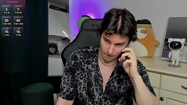 Vincent Strong online show from 03.30.26