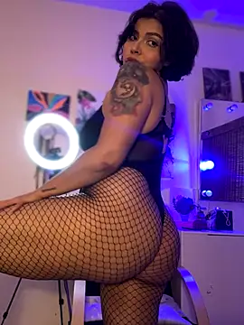 GigiiStone online show from 10.12.25