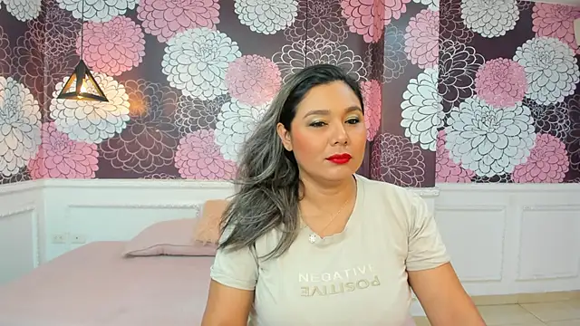 Myhottie Milf online show from 01.21.25