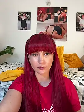 Snapshot of zafiro_mo0n chatting on 03.05.25 zafiro mo0n online show from 03.05.25