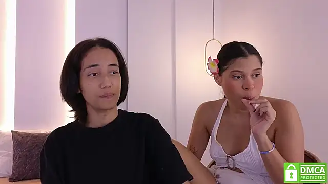 hot little bunny online show from 10.29.25