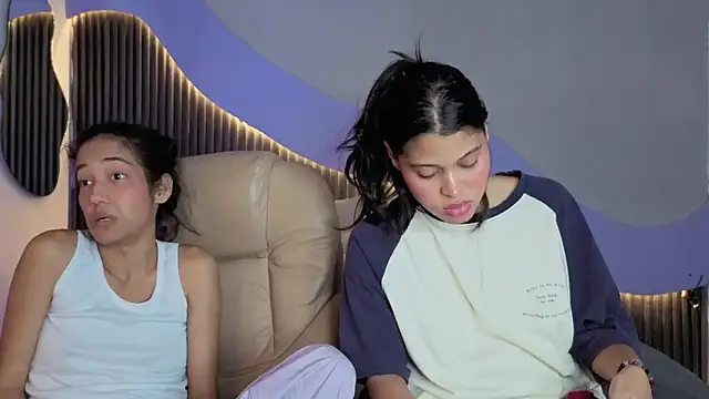 hot little bunny online show from 05.12.26