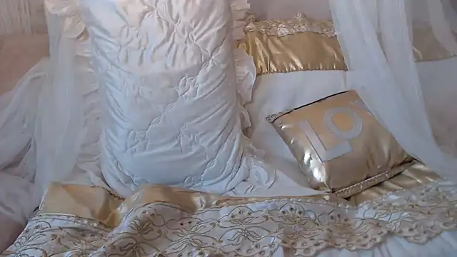 Snapshot of Mia-Montal777 chatting on 02.03.25 Mia-Montal777 online show from 02.03.25