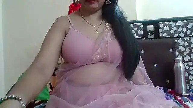 NautyBabe online show from 10.10.25