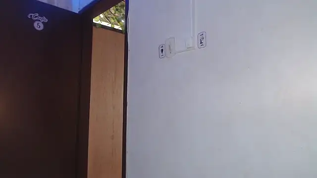 DaMikaela  online show from 02.08.25