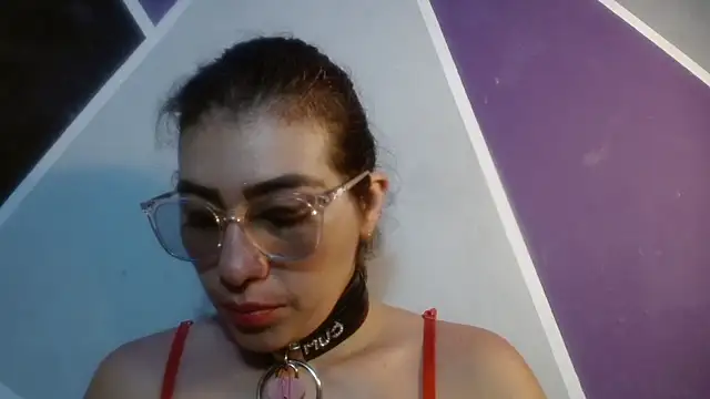 DaMikaela  online show from 02.08.26