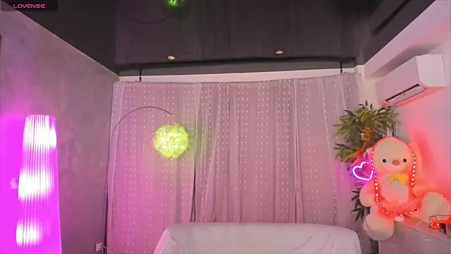 DanieleAida online show from 04.14.26