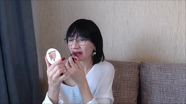 Erica95Bloom online show from 03.19.25