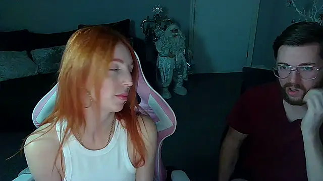 Snapshot of Red_firesquirt chatting on 12.12.24 Red firesquirt online show from 12.12.24