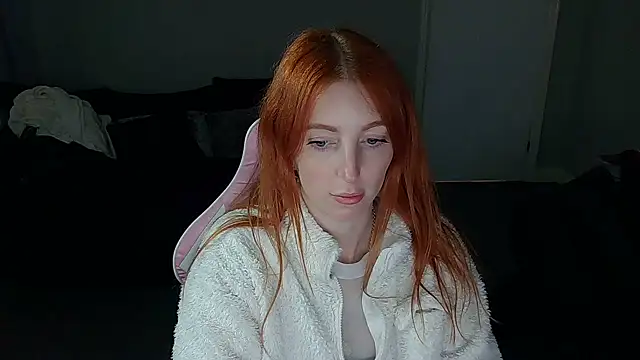 Snapshot of Red_firesquirt chatting on 01.15.25 Red firesquirt online show from 01.15.25