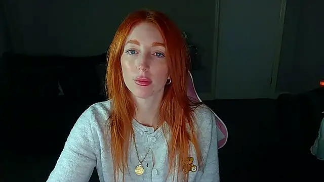 Snapshot of Red_firesquirt chatting on 02.21.25 Red firesquirt online show from 02.21.25