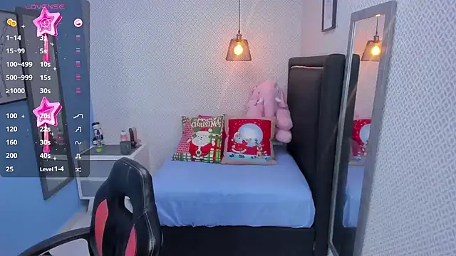 Snapshot of LORENADAVIES chatting on 12.09.24 LORENADAVIES online show from 12.09.24