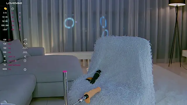 Snapshot of Nicole_Greene_ chatting on 12.06.24 Nicole Greene online show from 12.06.24