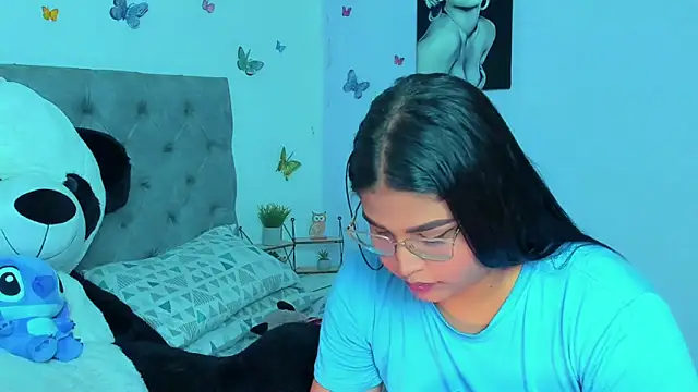 Snapshot of mabellfox chatting on 01.11.25 mabellfox online show from 01.11.25