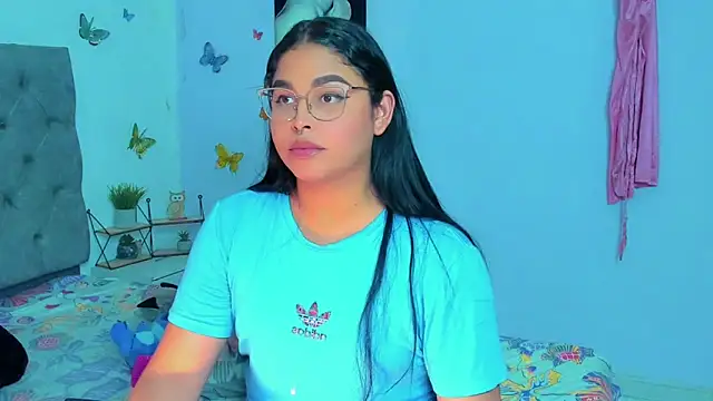 Snapshot of mabellfox chatting on 01.11.25 mabellfox online show from 01.11.25