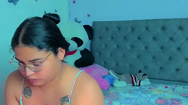 Snapshot of mabellfox chatting on 03.04.25 mabellfox online show from 03.04.25