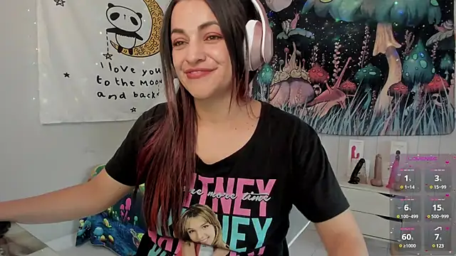 LovelyAzucena online show from 03.06.25