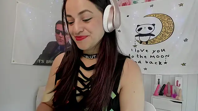 LovelyAzucena online show from 09.26.25