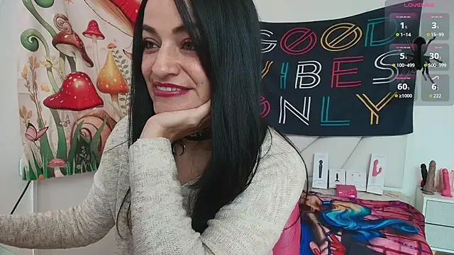 Snapshot of LovelyAzucena chatting on 03.26.26 LovelyAzucena online show from 03.26.26