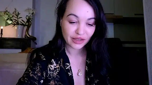 Lilie romeo online show from 12.23.24