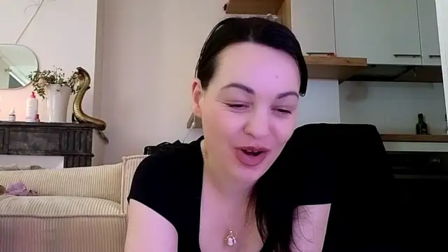 Lilie romeo online show from 02.07.25