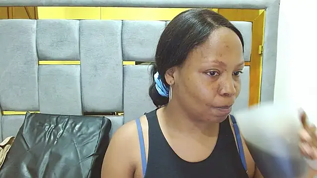 Snapshot of Cholatin chatting on 09.17.25 Cholatin online show from 09.17.25