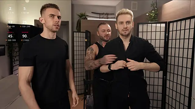 Snapshot of enjoy_me chatting on 03.09.25 enjoy me online show from 03.09.25