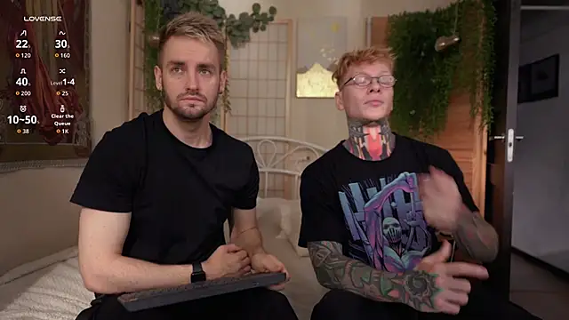 Snapshot of enjoy_me chatting on 09.16.25 enjoy me online show from 09.16.25