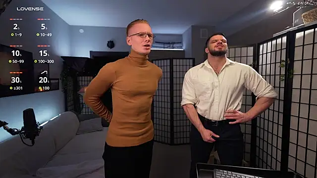 Snapshot of enjoy_me chatting on 10.01.25 enjoy me online show from 10.01.25