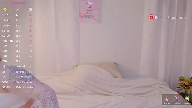 IsabellaFigueredo   online show from 02.14.25