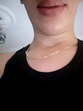 MiroKari2 online show from 10.08.25