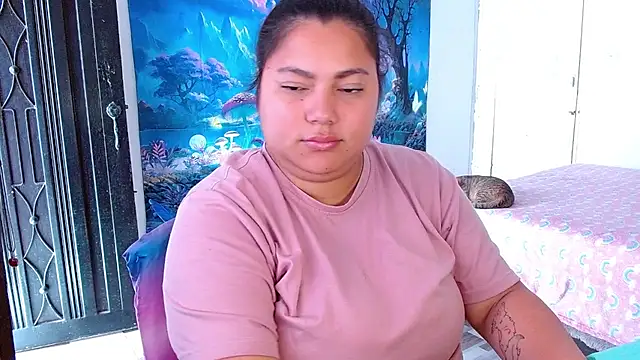 Snapshot of girl_milk2 chatting on 12.03.24 girl milk2 online show from 12.03.24