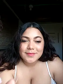 Snapshot of girl_milk2 chatting on 12.09.24 girl milk2 online show from 12.09.24