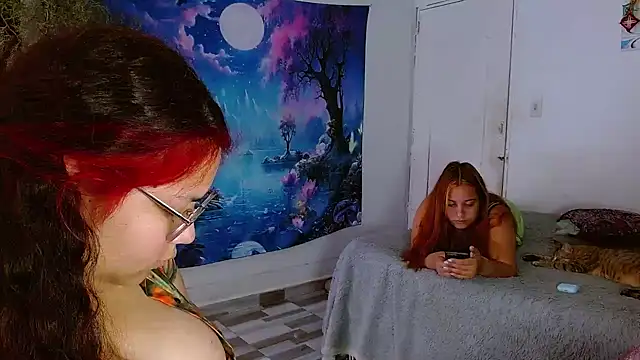 Snapshot of girl_milk2 chatting on 02.04.25 girl milk2 online show from 02.04.25