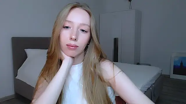 Luna insniity online show from 01.11.25