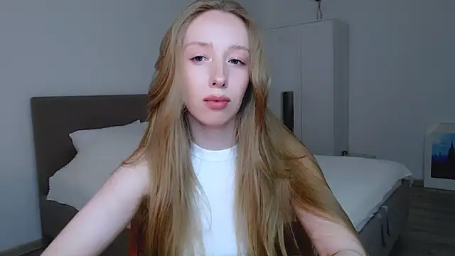 Luna insniity online show from 02.26.25