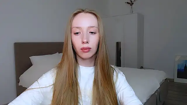 Luna insniity online show from 02.27.25