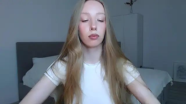 Luna insniity online show from 10.08.25