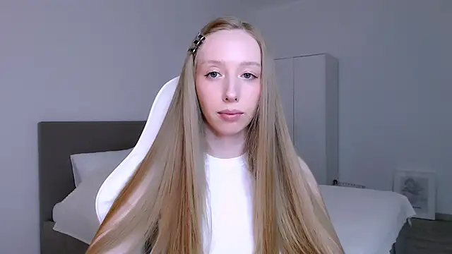 Luna insniity online show from 02.18.26