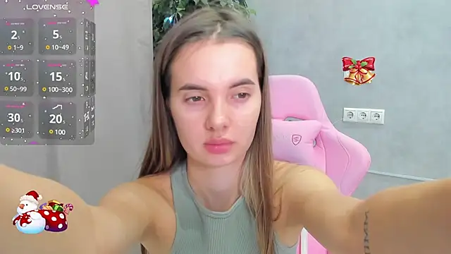 Snapshot of Donna_Evans chatting on 12.16.24 Donna Evans online show from 12.16.24