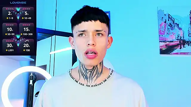 Snapshot of _justinmoon2 chatting on 12.02.24 justinmoon2 online show from 12.02.24