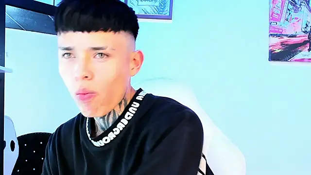 Snapshot of _justinmoon2 chatting on 01.17.25 justinmoon2 online show from 01.17.25