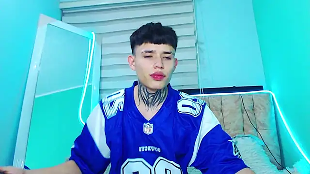 Snapshot of _justinmoon2 chatting on 02.27.25 justinmoon2 online show from 02.27.25