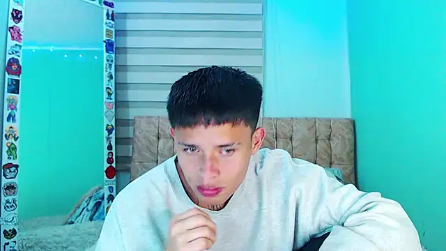 Snapshot of _justinmoon2 chatting on 12.19.25 justinmoon2 online show from 12.19.25