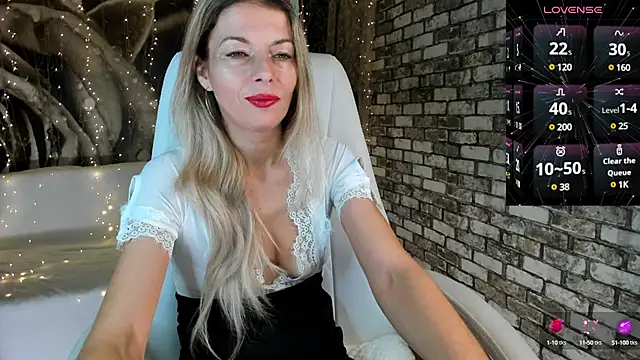 Eva Melow online show from 01.26.25